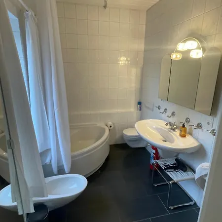 Av No.1 Homestay Dusseldorf