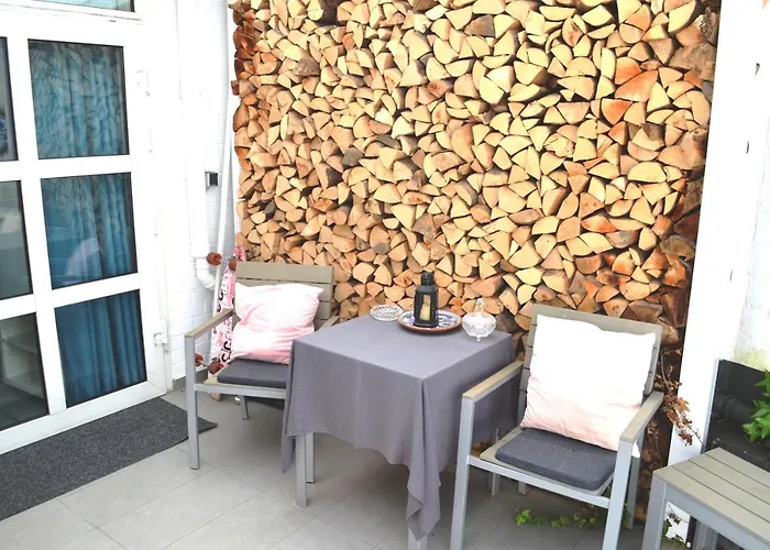 Av No.1 * Düsseldorf