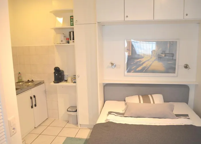 Av No.1 Homestay Dusseldorf