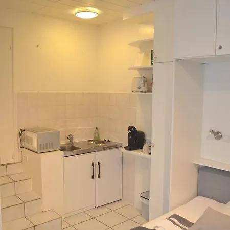 Av No.1 Kwatera prywatna Düsseldorf